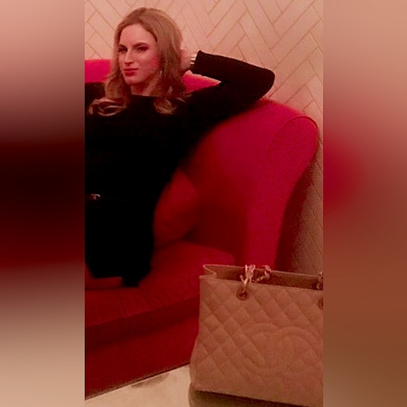 CHANEL Caviar GST (Beige) - Picture 17 of 17